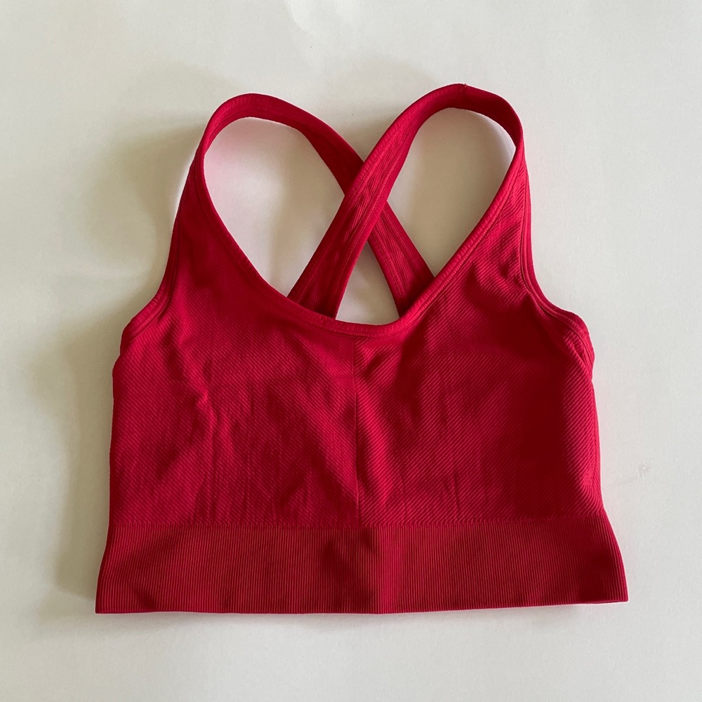 NUX Scoop Sports Bra Ribbed Crossback Athletic Bra Red Athleisure